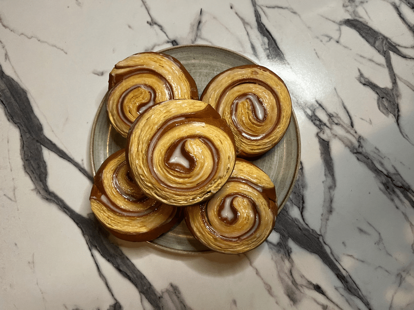 Cinnamon Croissant Top